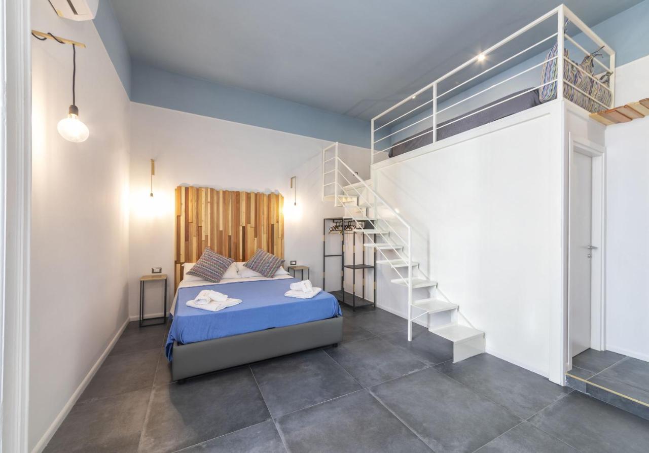 Bed and Breakfast Be Italian Flat Duomo 319 Неаполь Экстерьер фото